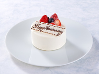 ムニュ デクヴェルト 6皿のコース 【乾杯ワンドリンク & お祝いケーキ付き】 　