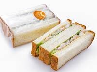 shrimp and avocado sandwich