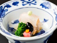 Authentic soy sauce-based monkfish hotpot course B