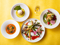 【土・日・祝日 オンライン限定！乾杯スパークリングワイン付き】ホリデーベジフルコース［ランチコース・全4品］