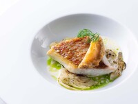 (Dec 19-Jan 4) CENTRUM Festive Dinner