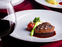 (Dec 19-Dec 23) CENTRUM Festive Dinner