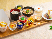 Ajiwai Gozen (Lunch Only)