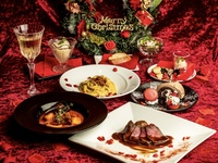 Vampires’ Christmas Dinner Course　8,000 yen (tax included)