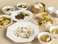 【午餐】东山套餐 4种凉菜、迷你鱼翅汤、牛等7道菜
