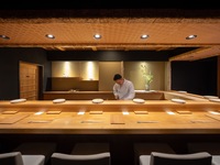 Omakase course (about 22 dishes)