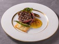 【土日祝】11：00より入店可　前菜ブッフェ+選べるメインで楽しむモダンランチ+時間無制限