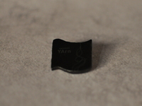 能登の文化的復興応援「能登瓦バッジ」当店ロゴ入り