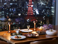 [A panoramic view of Tokyo's nightscape! Anniversary Plan♥ Window seat guaranteed★MOON Light Course] Includes a glass of champagne and an anniversary plate (Web-only plan)