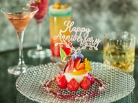 From March 1st: Plan with birthstone cocktail and anniversary plate