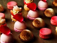 【2/12 Special Event】Pierre Hermé Paris Valentine's Collection + Free Flow Drink