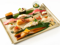 ◆Seasonal Chef's Omakase Nigiri (4,180yen including tax)