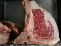 熟成肉の炭火焼ステーキセット