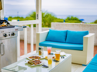 Villa 4名席 （必須）