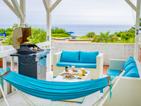 Villa 5 seats (required)