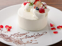 ★ [Anniversary Lunch: Private room guaranteed] 4 dishes including a choice of main course + Anniversary cake (Birthday party, Anniversary, Girls' night out, Oshikatsu)
