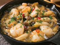 海鮮アヒージョ付きBBQコース 6300円（120分飲み放題付）