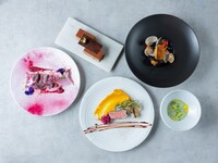 【接待やビジネス会食に】豊洲市場直送素材のフルコース＋2.5時間飲み放題