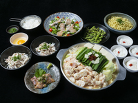 ★黒毛和牛 博多もつ鍋はじめての方向け★【２時間飲み放題付】「中洲コース」（全7品）