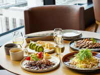 【パーティプラン】前菜やパスタ、リゾットや牛肉料理など全12品+90分飲み放題+食後のカフェ＆メッセージプレート