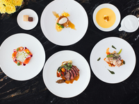 5-course dinner with a glass of sparkling wine