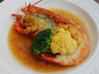 【6-8月】オマール海老・フカヒレ姿煮・黒毛和牛入りコース／飲み放題付 15,000円