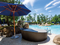 Limited to 1 seat [5/1-6/30 Weekend & National Holidays/Night Time] Premium Round Sofa