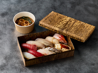 【テイクアウト】握り寿司10貫（みそ汁付き）