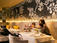 ≪サロン席≫【7/1～9/19】お子様連れママさん必見！桃のアフタヌーンティー「Aroma」
