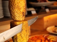 【月曜日・女性限定 4730円】オリジナルシュラスコ＋ビュッフェ食べ放題 ＋ソフトドリンク飲み放題２時間付