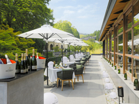River Side Champagne Garden / Choice of Meals