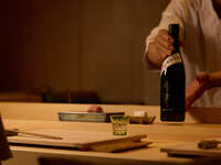 [Omakase Course with alcohol pairing
