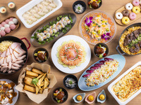 [Online reservations only] 10% off on the European dinner buffet on weekends and holidays (adults/ages 12 and over)