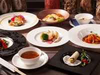 ★個室確約★北京ダック＆ふかひれスープが付いた贅沢コース+2時間フリドリンク