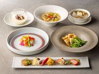 【シェフズスペシャルランチ】ランチタイムだけのご褒美、季節食材満載の全7品 