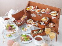 "Peach Afternoon Tea" made with white peaches from Okayama