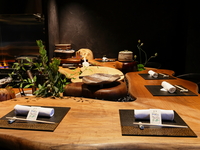 24節気の旬の食材と、本日の厳選された肉か魚介を選べるコース