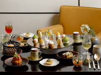 Summer Afternoon Tea and Tea Pairing＋ Glass Champagne