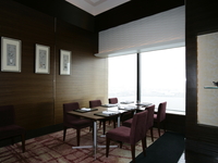 [Guaranteed private window room/proposal plan] 7-course Chinese cuisine course including a bouquet of 12 roses and paired drinks such as champagne for a toast | 44,000 yen per person