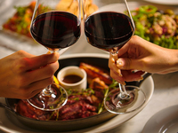 【カジュアルシェアプラン】ディナー人気メニュー厳選のフード5品×カフェ