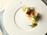 [Almuerzo] Plato de temporada ＋ 2 bebidas (fines de semana y festivos nacionales)