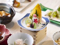 [Private room guaranteed for Dinner] Enjoy seasonal seafood and meat with the "Kanade Kaiseki" course meal + one drink for a toast