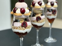 American Cherry Parfait (Coupe)