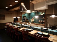 Foreign Languages Raw Sea Urchin Tempura and Tiger Prawns Lunch Course