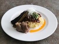 <9/1~10/31 only> Spicy noodles with autumn eggplant and wagyu sirloin | 5,000 yen