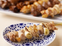 【定番‐3時間飲み放題】名物腹黒焼きと炭火焼鳥、馬刺しなど全9品4,000円(税込)