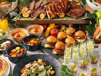 Weekend Summer Dinner Buffet　（ages 4-12, additional fee applies）