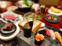[Includes small sukiyaki pot] Sushi course_Table seating