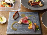 【組数限定】モエ・エ・・シャンドンボトル＋チェキ撮影ディナーコース