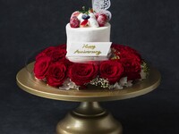 【スタンダード記念日】『真鯛と山形豚の雲丹しゃぶ小鍋と鯛めしひつまぶし、ふぐ天』＆ホールケーキ付きの雲丹しゃぶ小鍋 記念日プラン　(平日5000/土日祝5400)